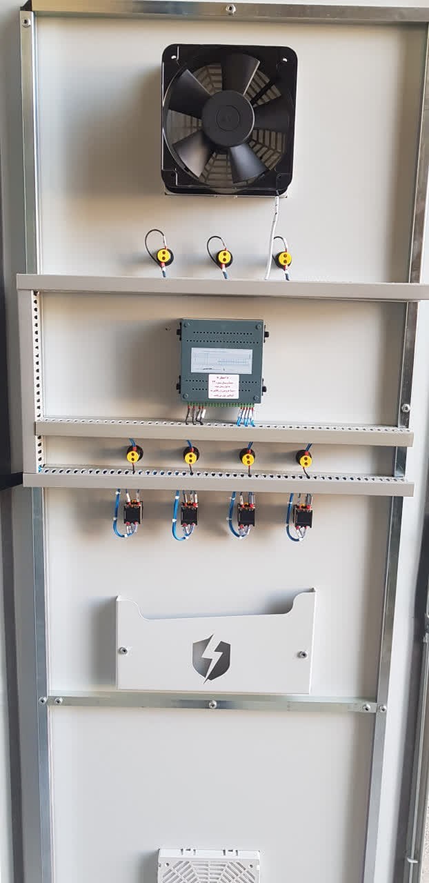 تابلو بانک خازنی سه فاز اتوماتیک رگولاتوری 70کیلووار آماده نصب